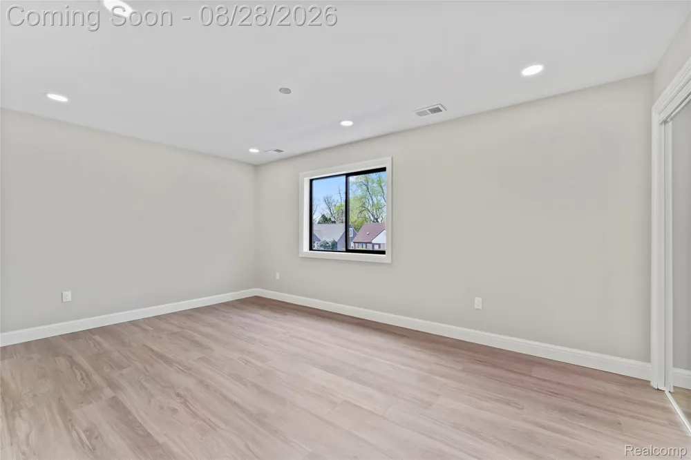 3811 Alice Street Dearborn City, MI 48124