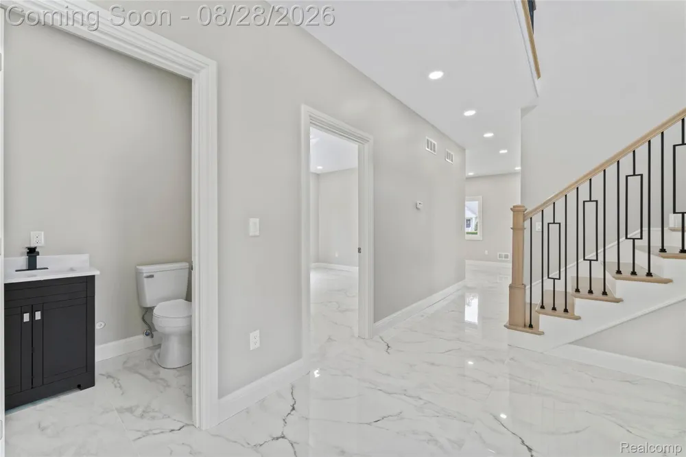 3811 Alice Street Dearborn City, MI 48124