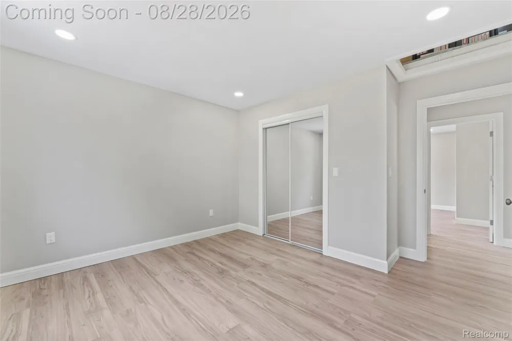 3811 Alice Street Dearborn City, MI 48124