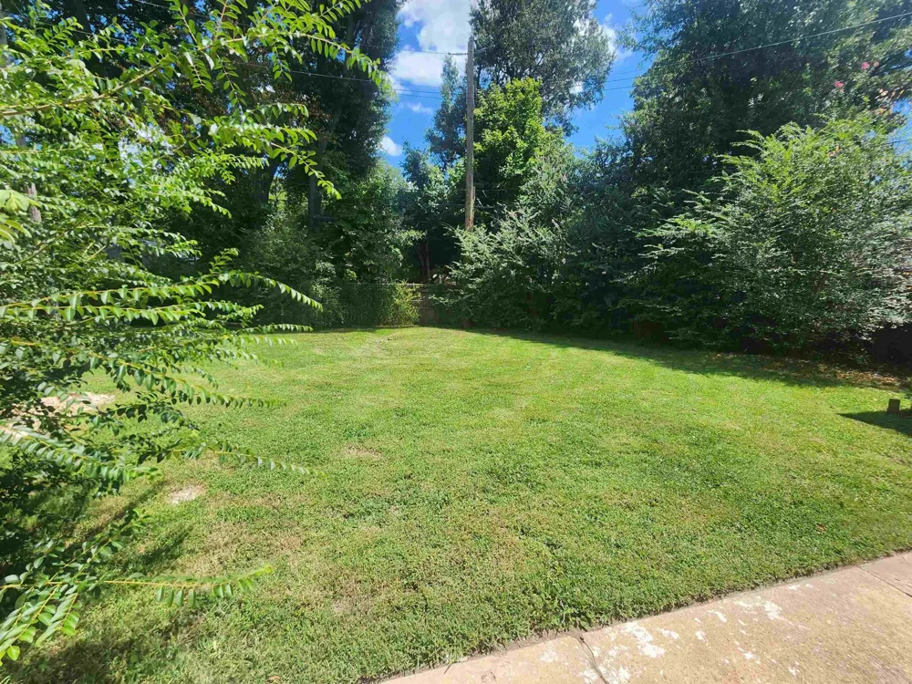 1192 WHITING ST Memphis, TN 38117