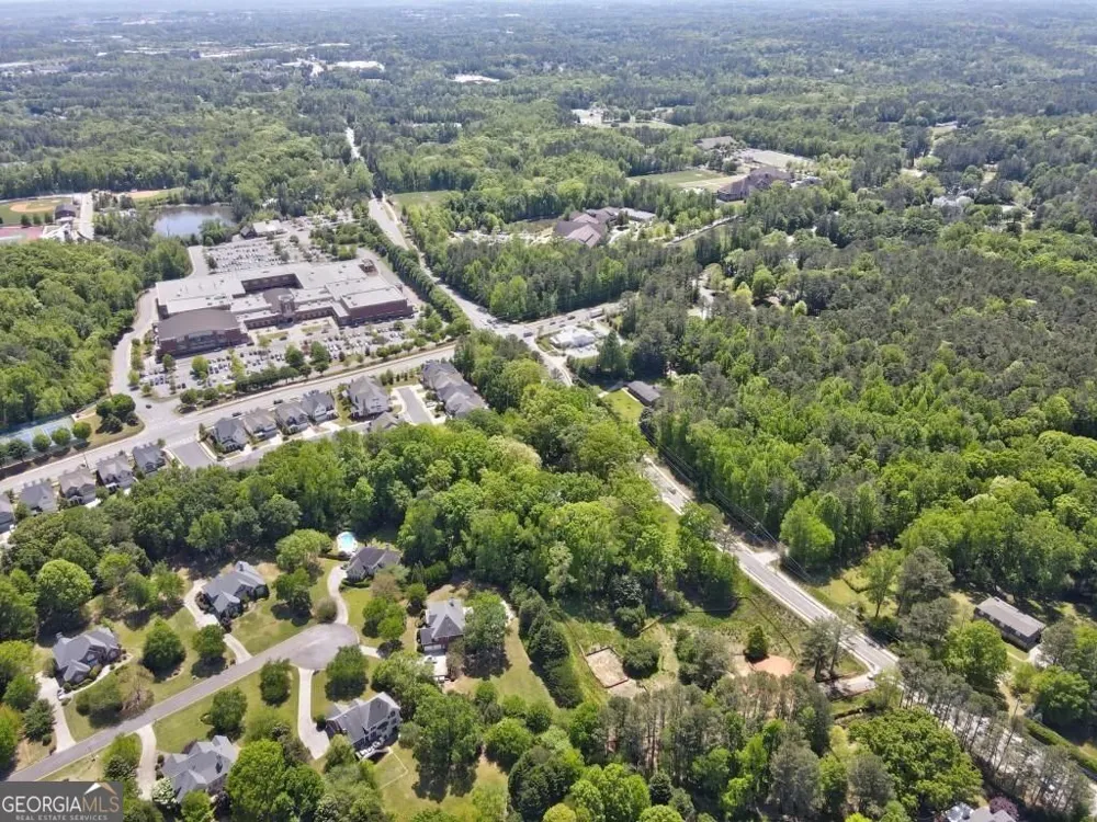 13975 Cogburn RD Alpharetta, GA 30004