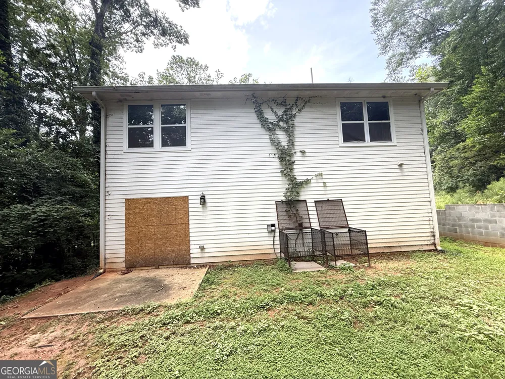 2152 Lilac LN Decatur, GA 30032