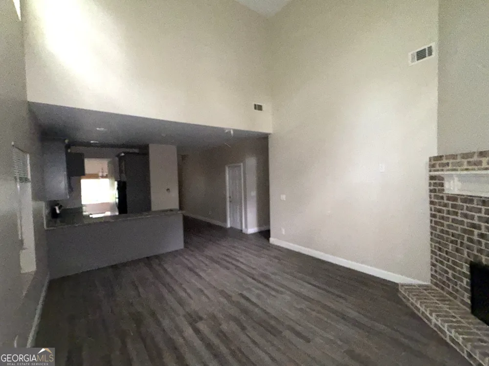 2152 Lilac LN Decatur, GA 30032