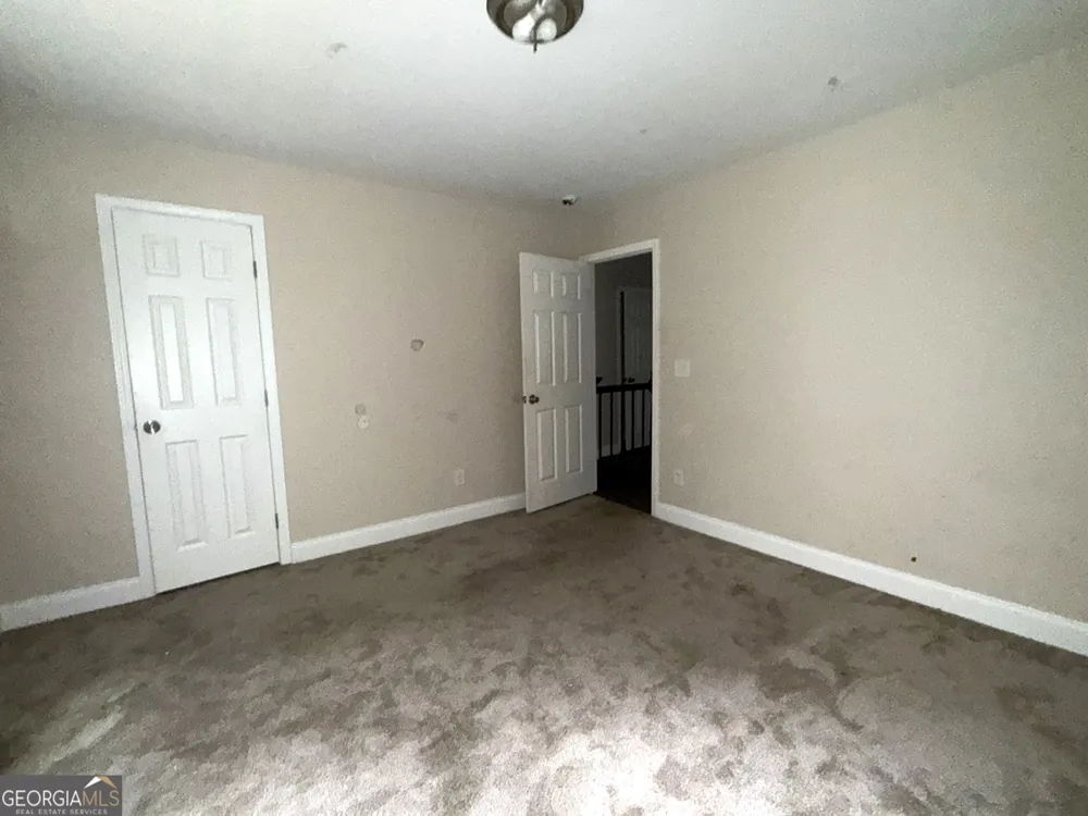 2152 Lilac LN Decatur, GA 30032