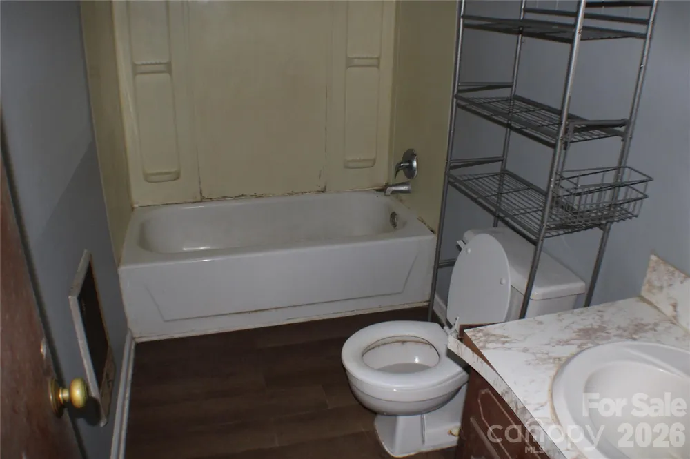 6804 Glover Lane Stanley, NC 28164