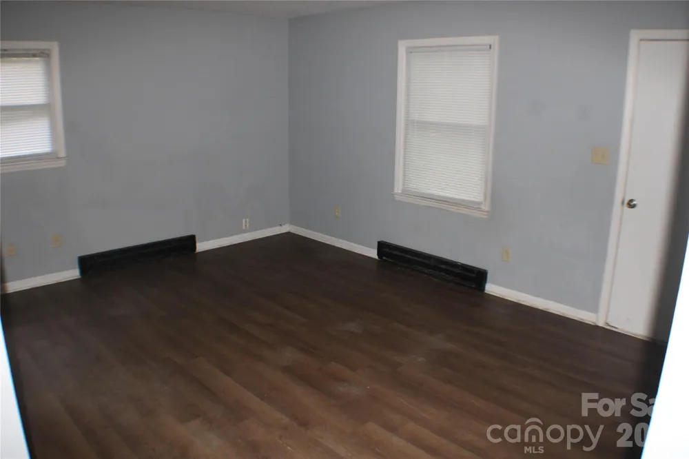 6804 Glover Lane Stanley, NC 28164