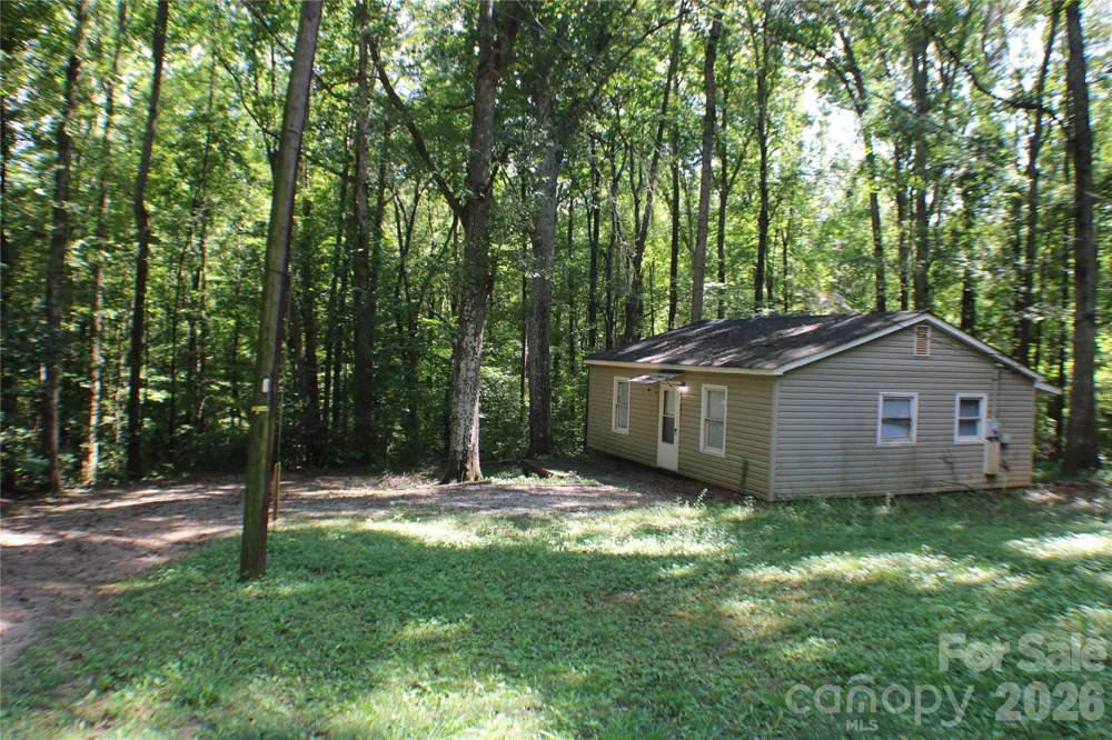 6804 Glover Lane Stanley, NC 28164