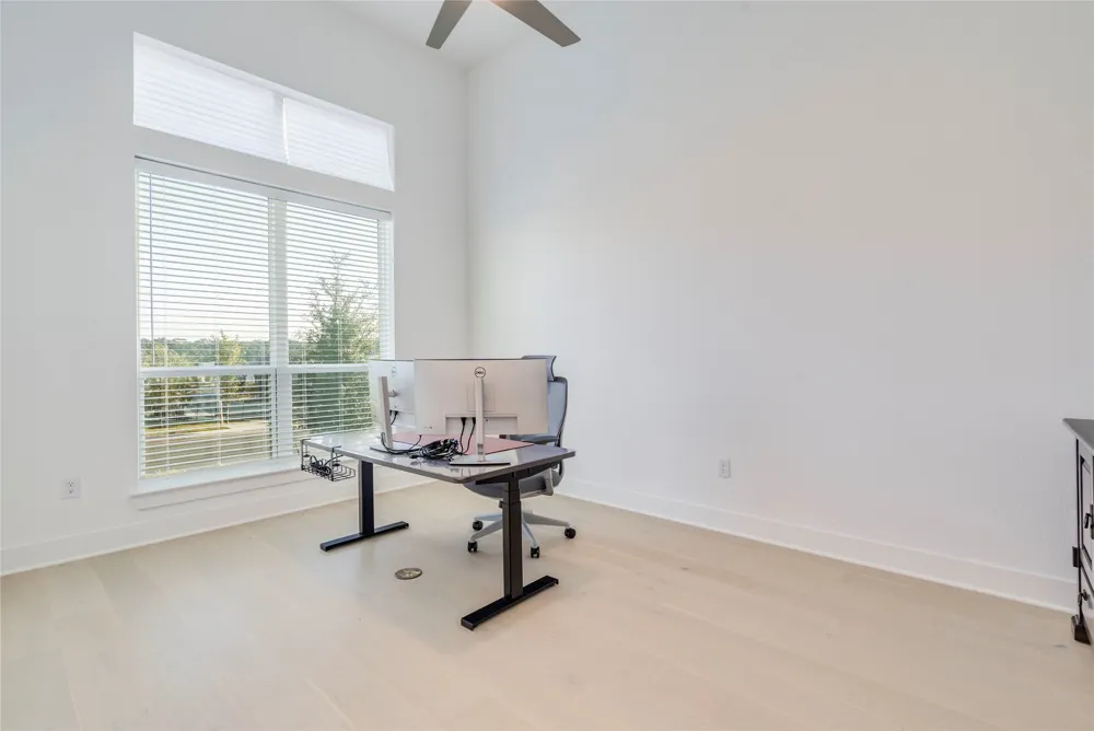 2217 Sondrio Bend Leander, TX 78641