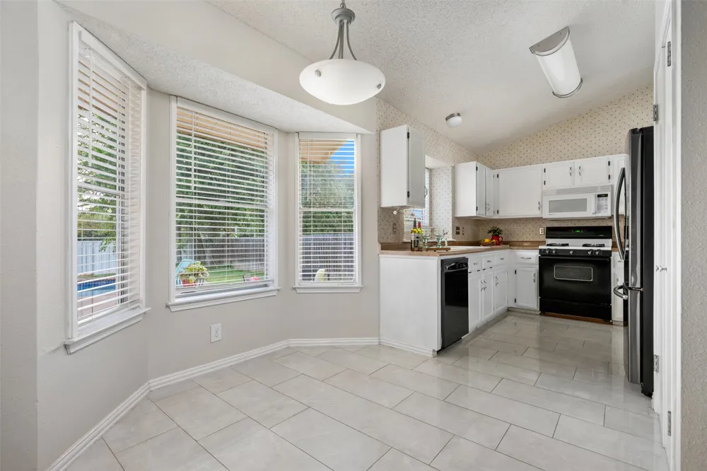 803 Brook Meadow Trail Cedar Park, TX 78613