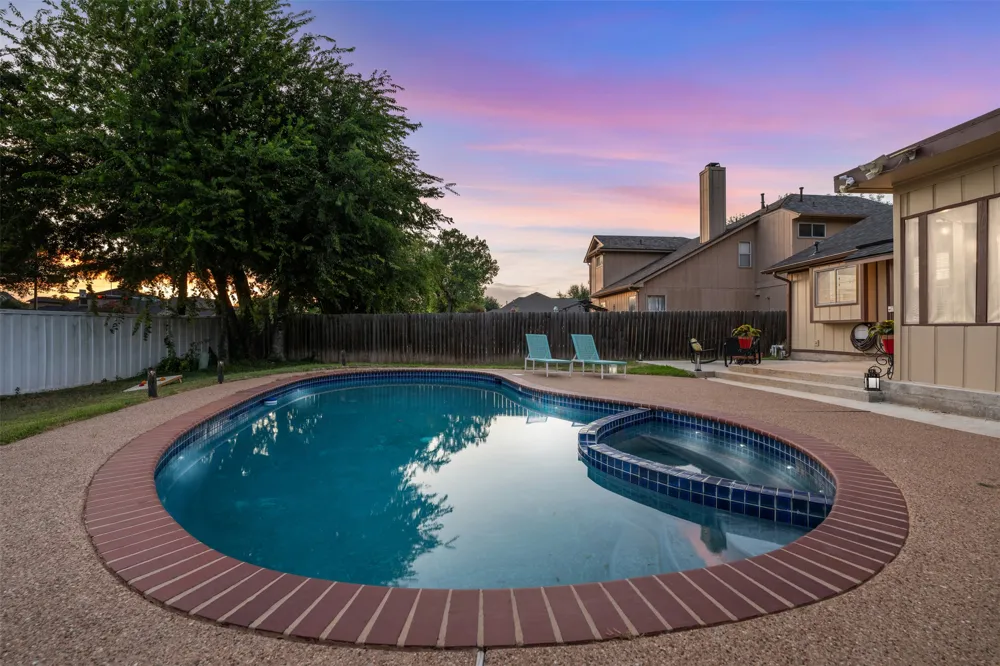 803 Brook Meadow Trail Cedar Park, TX 78613