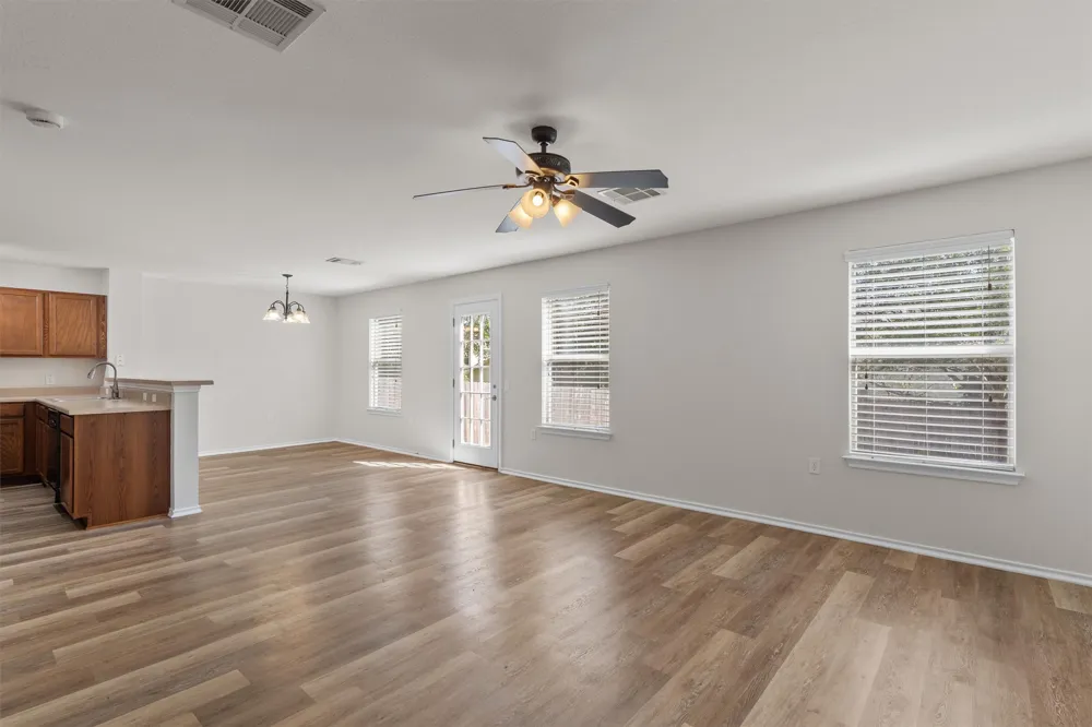 5825 Silver Screen Drive Austin, TX 78747