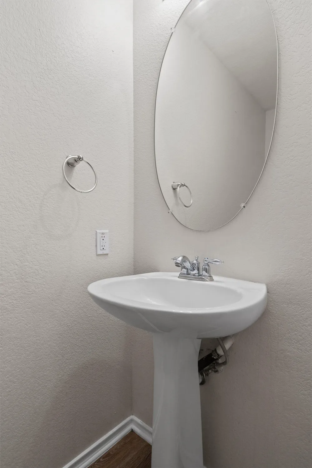 5825 Silver Screen Drive Austin, TX 78747