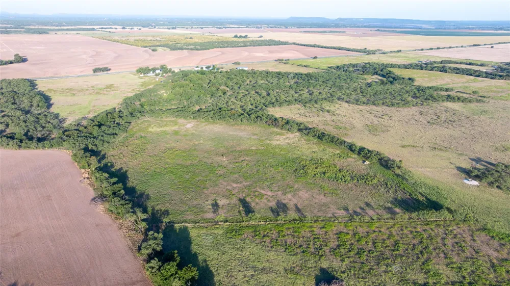817 STATE HIGHWAY 153 Wingate, TX 79566