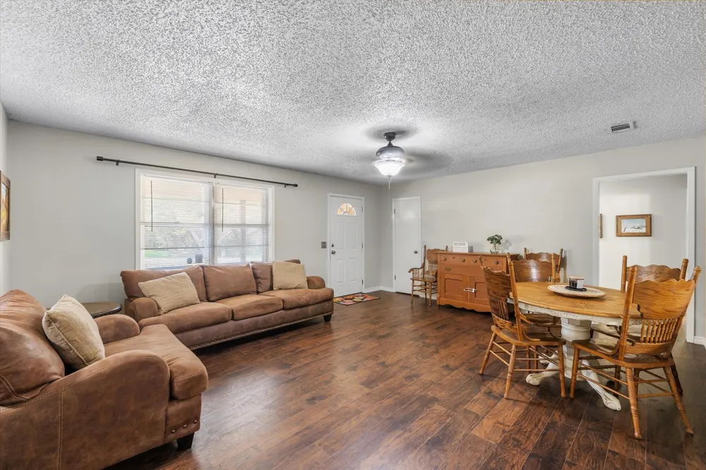 2941 Trey Circle Athens, TX 75752