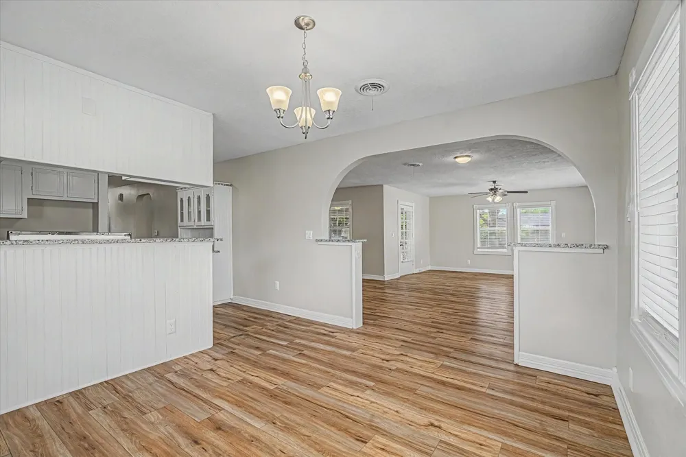 1114 W 5th Street Freeport, TX 77541