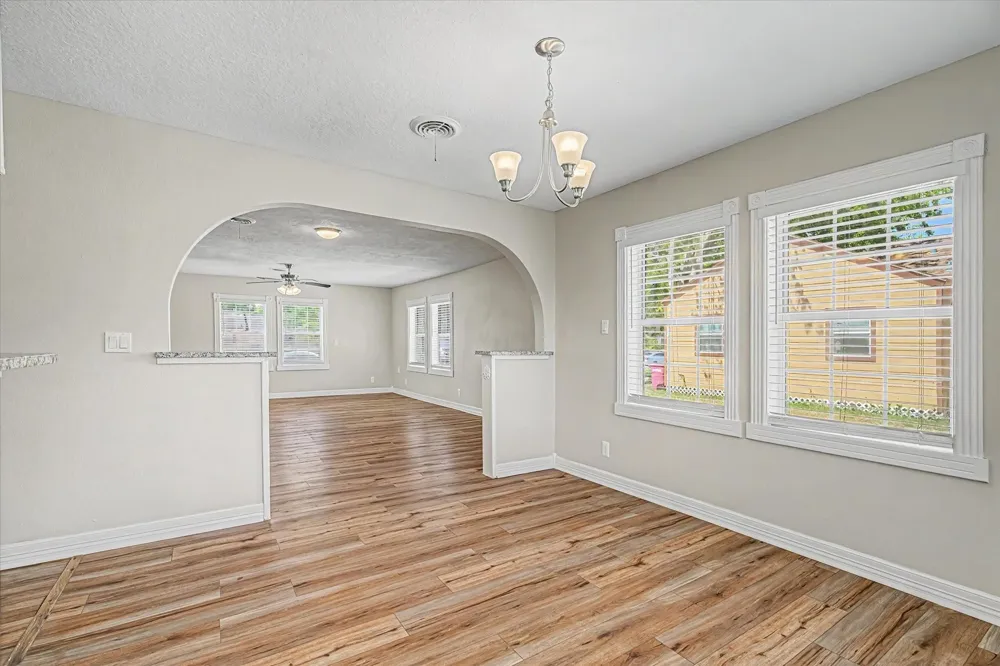 1114 W 5th Street Freeport, TX 77541