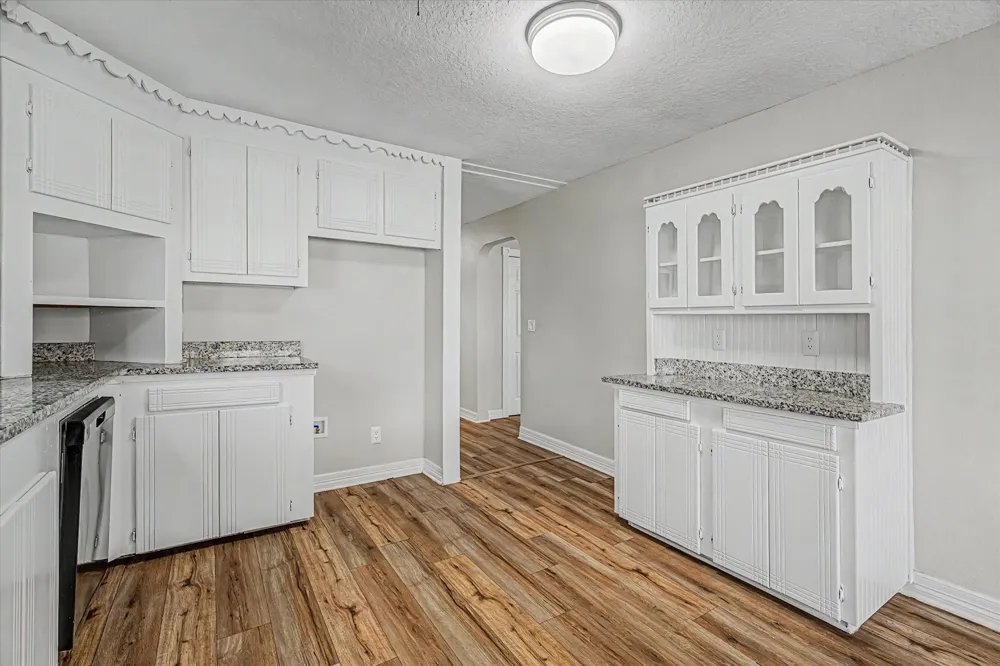 1114 W 5th Street Freeport, TX 77541