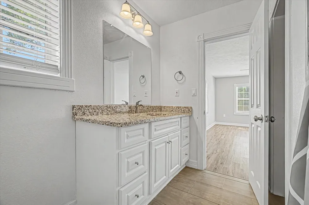 1114 W 5th Street Freeport, TX 77541