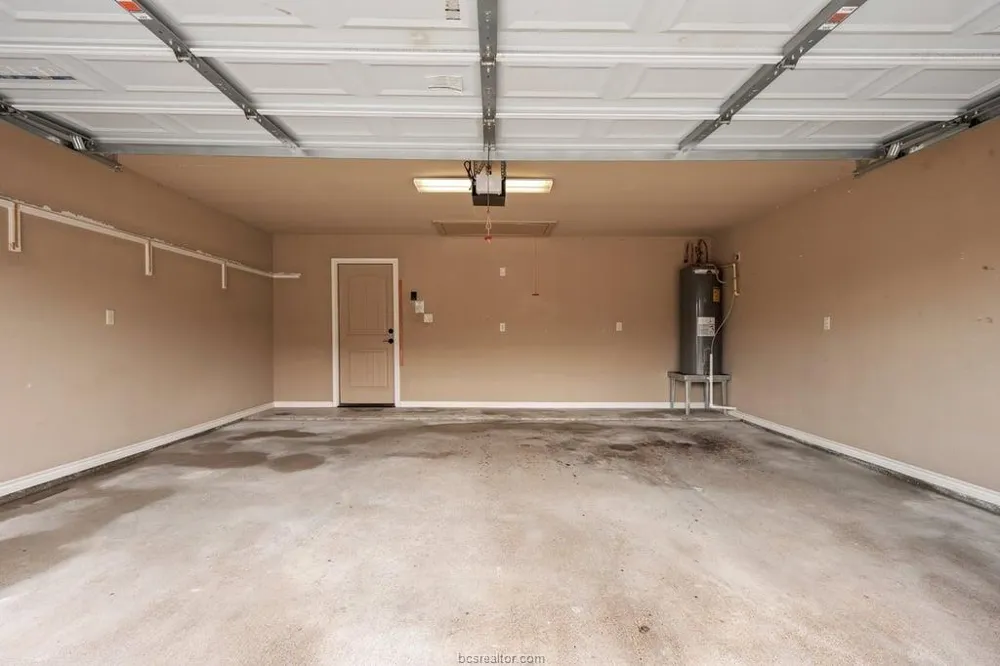 3821 Estes Park College Station, TX 77845