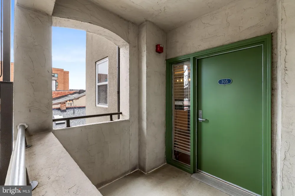 1726 ALICEANNA STREET #305 Baltimore, MD 21231
