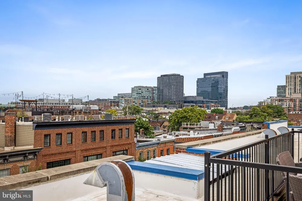 1726 ALICEANNA STREET #305 Baltimore, MD 21231