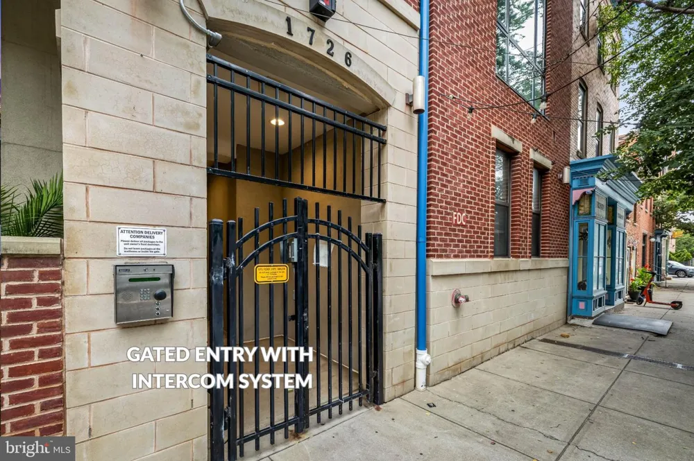 1726 ALICEANNA STREET #305 Baltimore, MD 21231