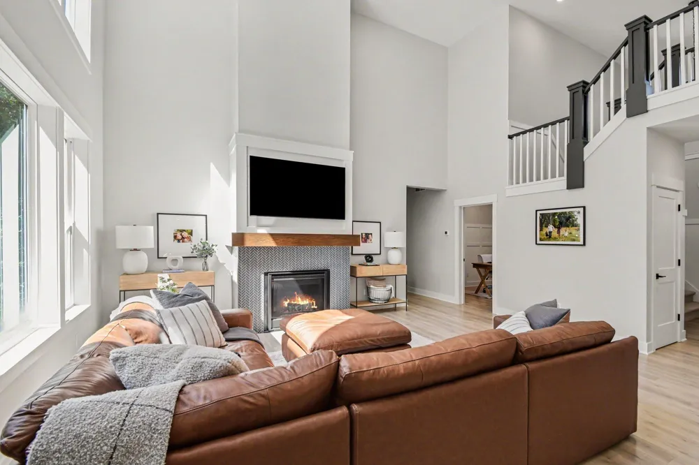8802 Lapham Drive NE Rockford, MI 49341