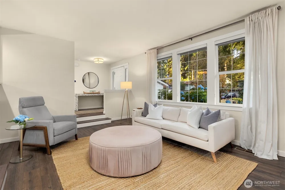 10702 NE 144th Court Kirkland, WA 98034