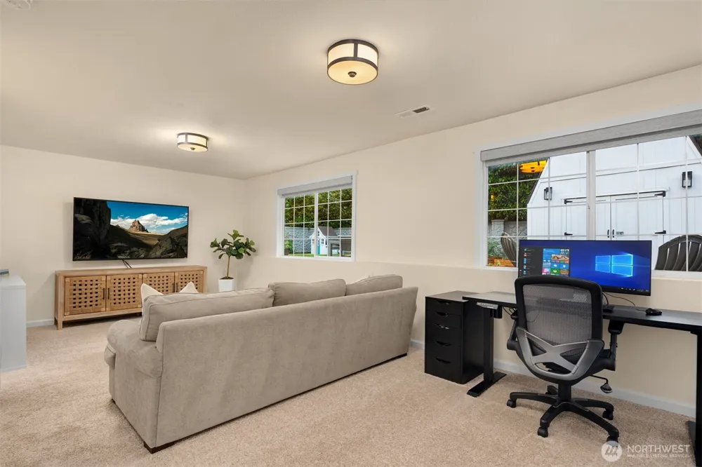 10702 NE 144th Court Kirkland, WA 98034