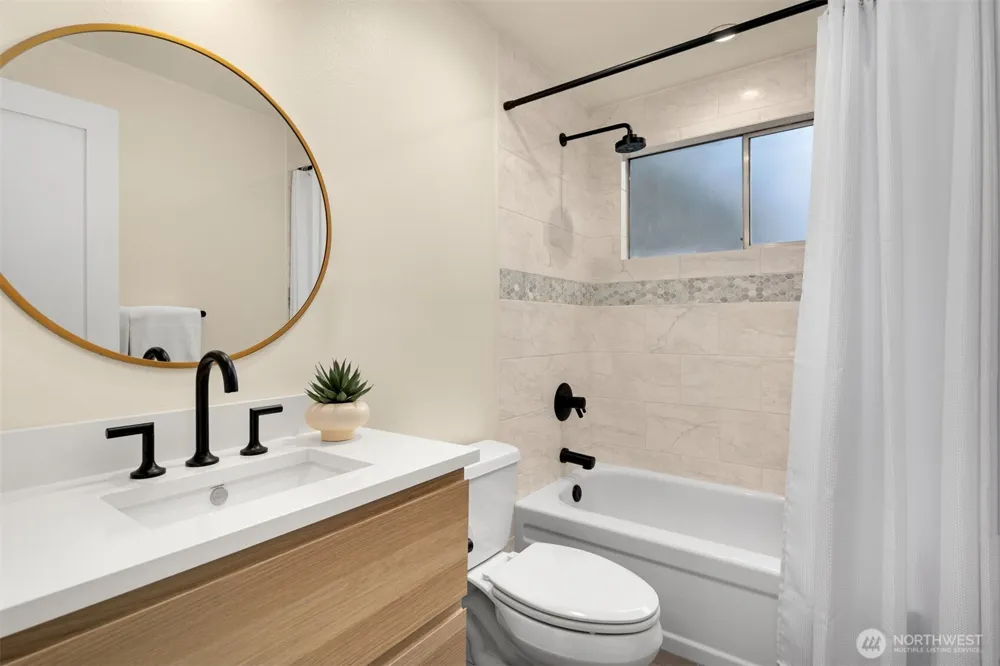 10702 NE 144th Court Kirkland, WA 98034