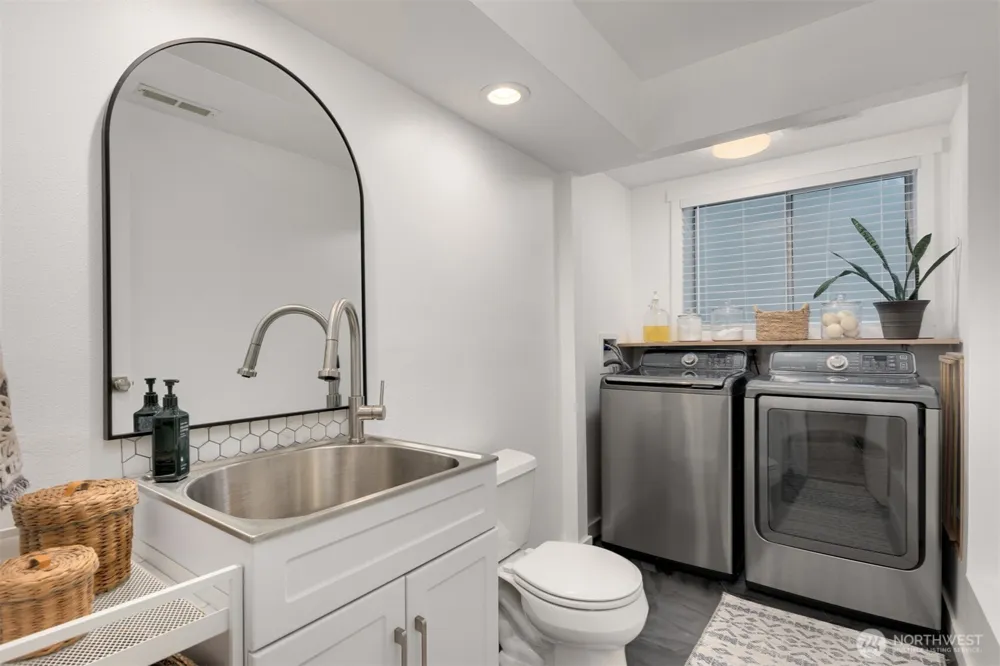 10702 NE 144th Court Kirkland, WA 98034