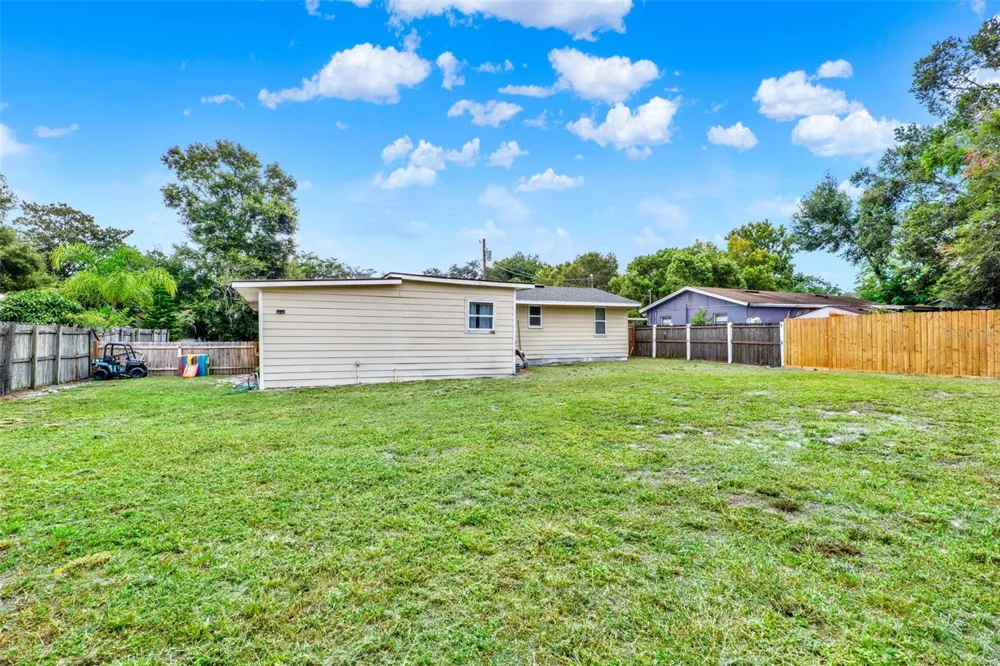30137 ORANGE AVENUE Sorrento, FL 32776