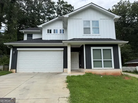 2148 Lilac LN
