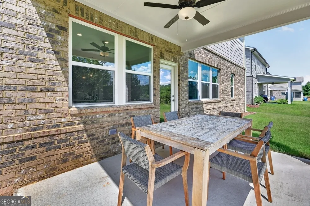 132 Sheryl WAY Loganville, GA 30052