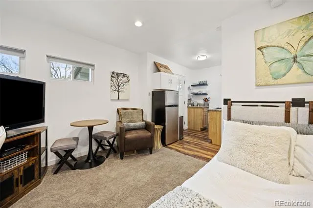 979 Roxwood Lane Boulder, CO 80303
