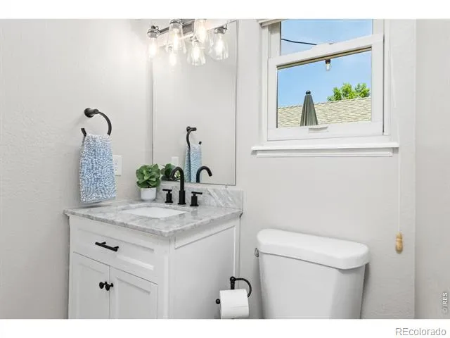 923 Reynolds Farm Lane Longmont, CO 80503