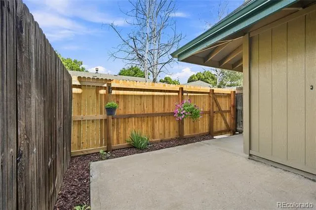 6046 S Willow Way Greenwood Village, CO 80111