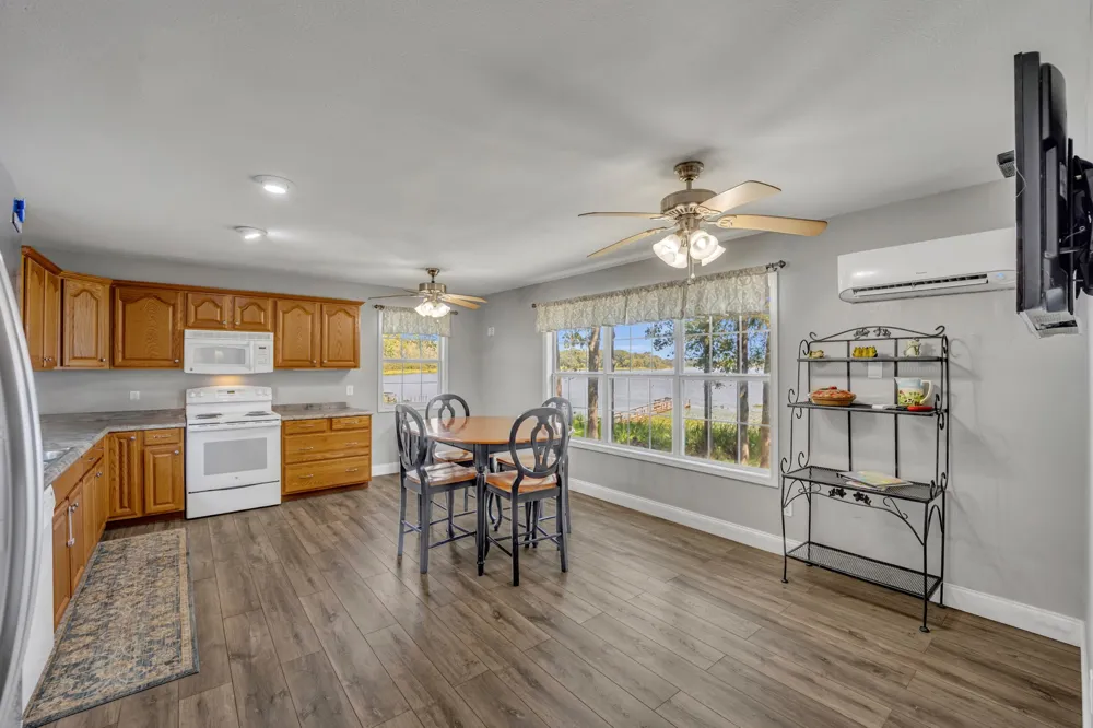 895 Fm 3288 E Jacksonville, TX 75766