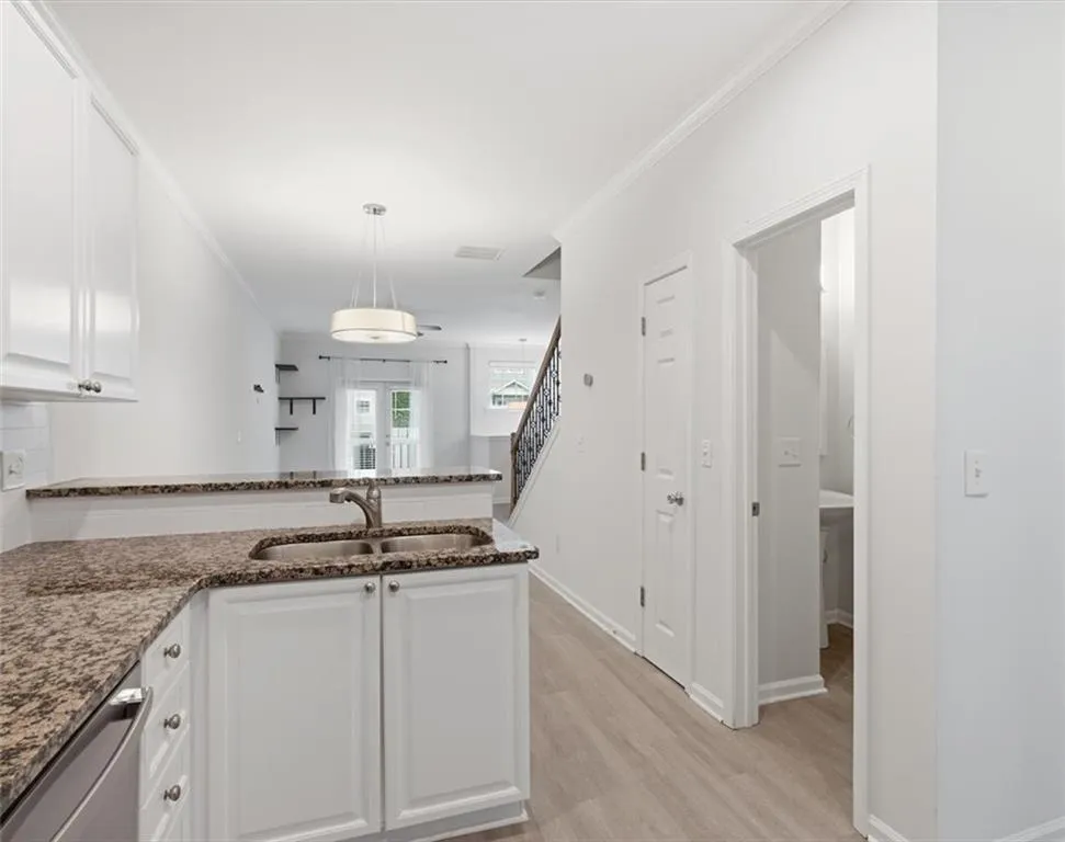1057 Liberty Parkway NW Atlanta, GA 30318