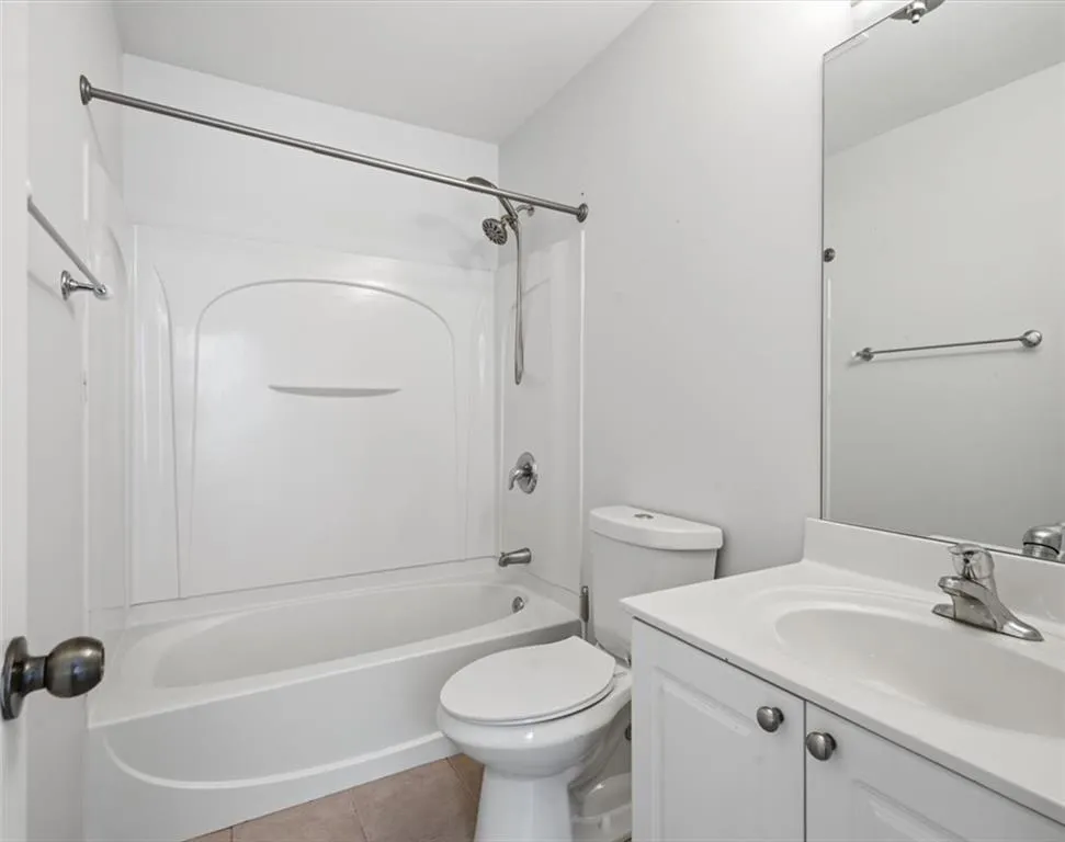 1057 Liberty Parkway NW Atlanta, GA 30318