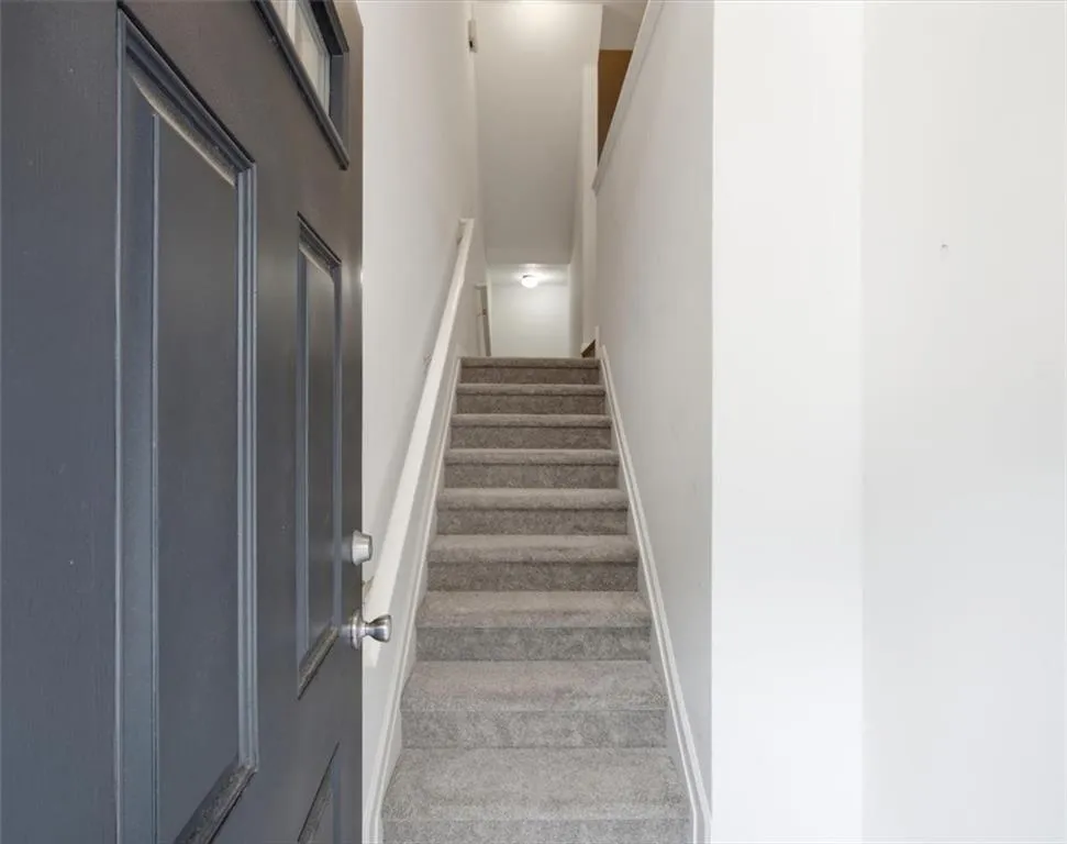 1057 Liberty Parkway NW Atlanta, GA 30318