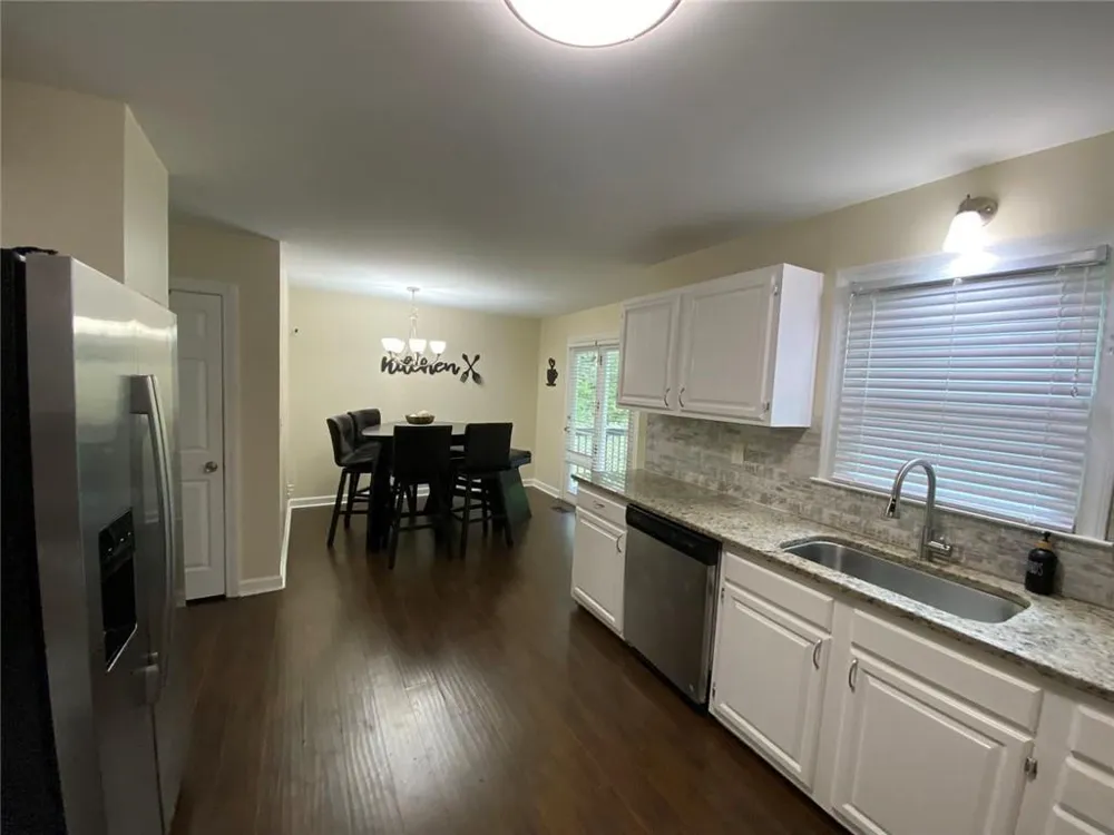 1640 Canberra Drive Stone Mountain, GA 30088