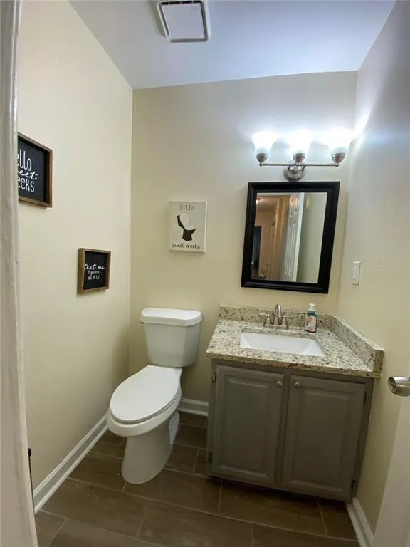 1640 Canberra Drive Stone Mountain, GA 30088