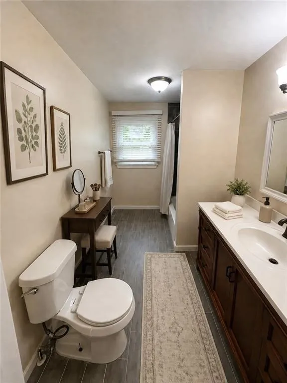 1640 Canberra Drive Stone Mountain, GA 30088