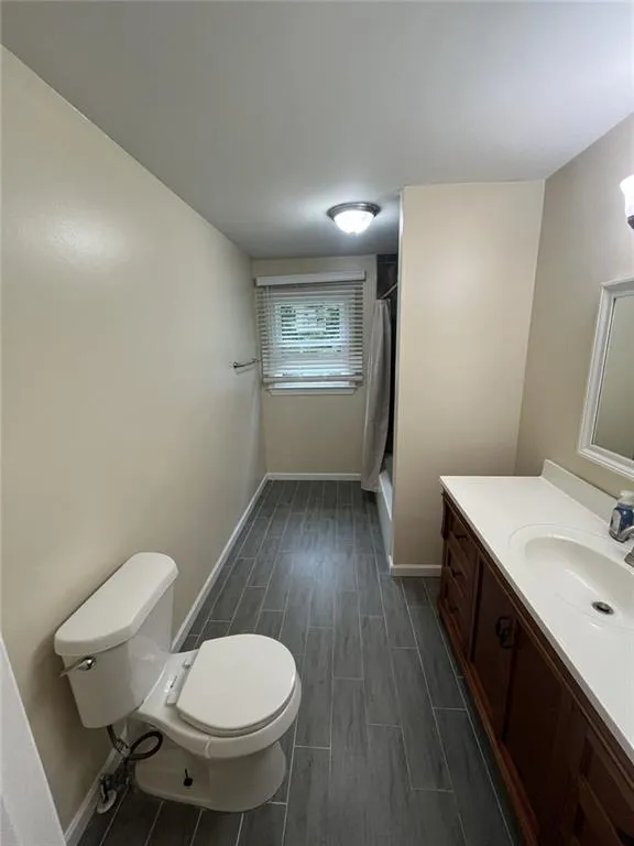 1640 Canberra Drive Stone Mountain, GA 30088