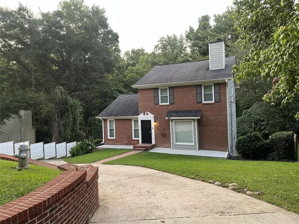 1640 Canberra Drive Stone Mountain, GA 30088