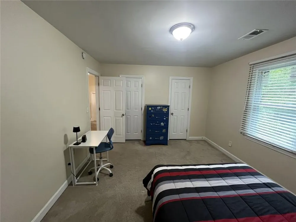 1640 Canberra Drive Stone Mountain, GA 30088