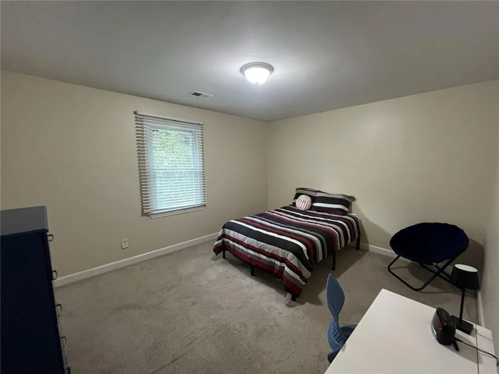 1640 Canberra Drive Stone Mountain, GA 30088