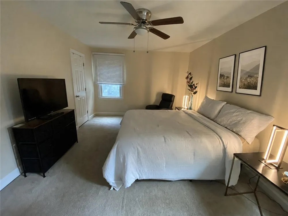 1640 Canberra Drive Stone Mountain, GA 30088