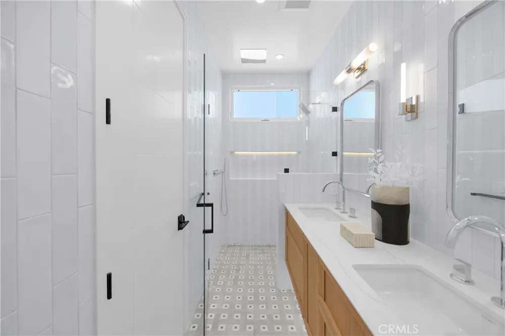 321 Larkspur Avenue #1/2 Corona del Mar, CA 92625